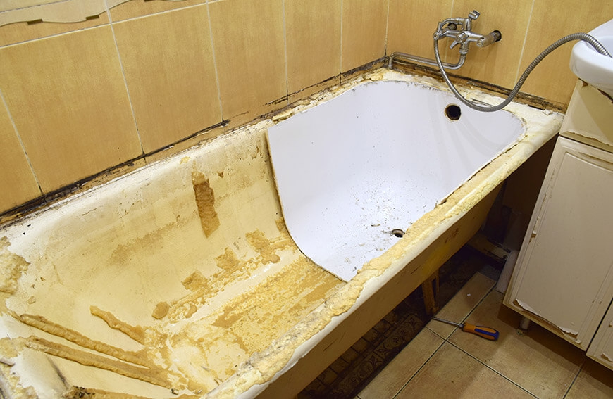 Замена акрилового вкладыша в ванну по адресу Москва, Новосибирская 6, корп 2